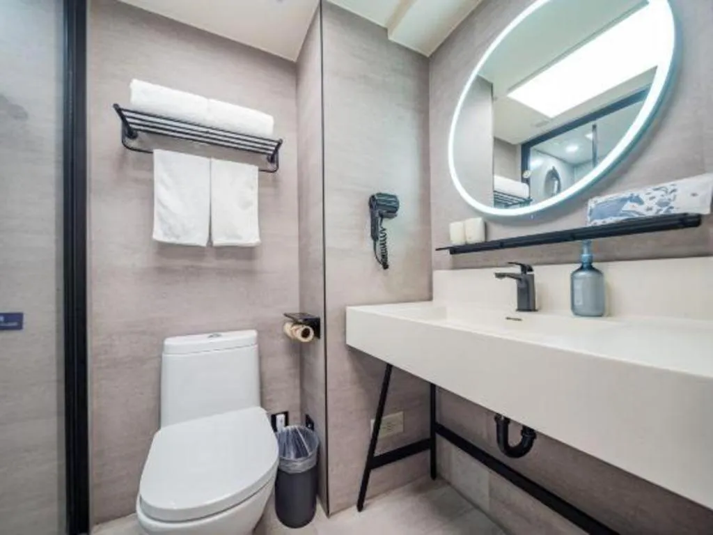 Ibis Chengdu Yongfeng Hotel