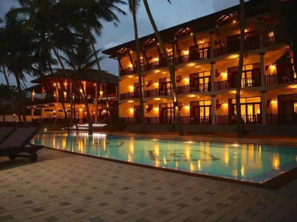 Whispering Palms Hotel Whispering Palms Hotel