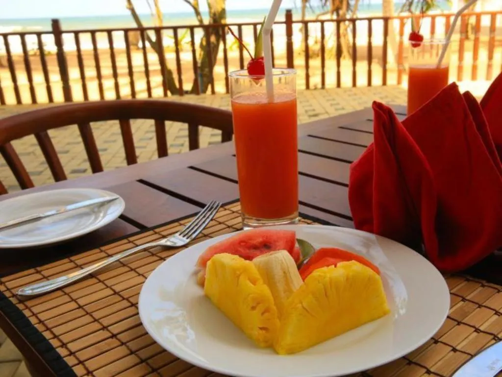 Whispering Palms Hotel