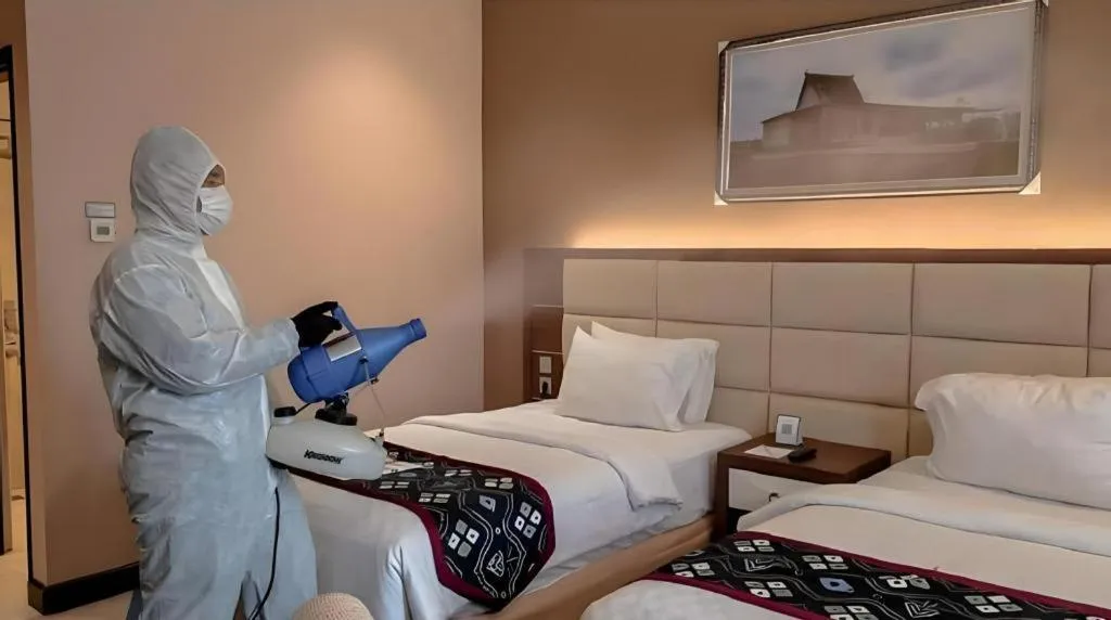 Bed in Grand Qin Hotel Syariah