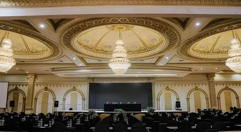 Grand Qin Hotel Syariah