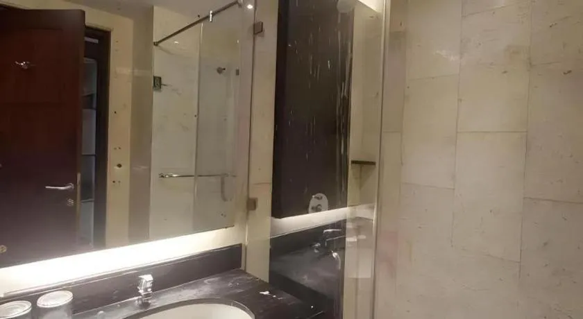 Grand Qin Hotel Syariah