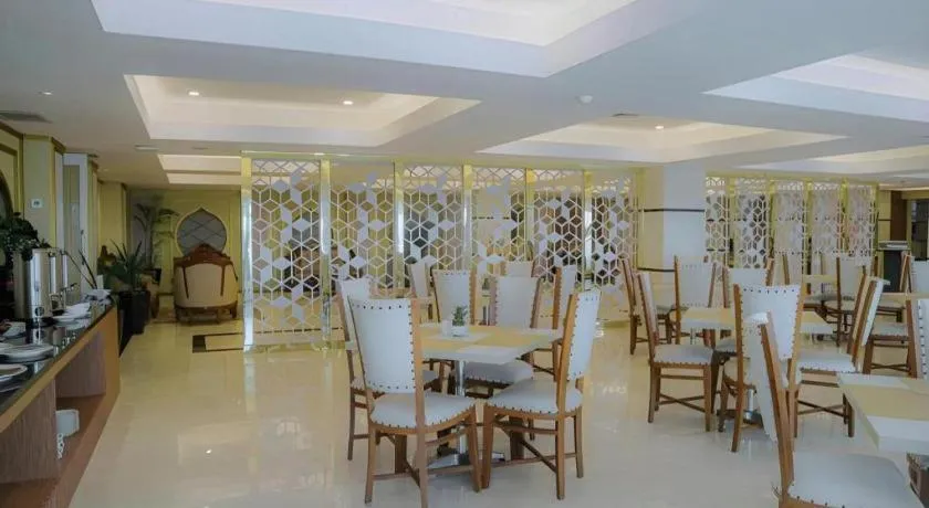 Grand Qin Hotel Syariah