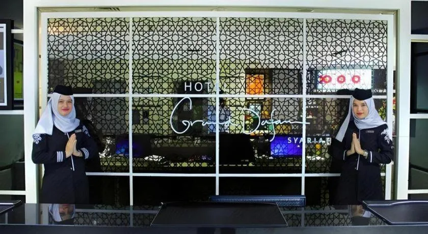 Grand Qin Hotel Syariah