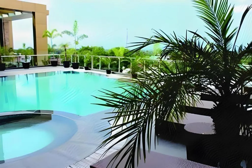 Grand Qin Hotel Syariah