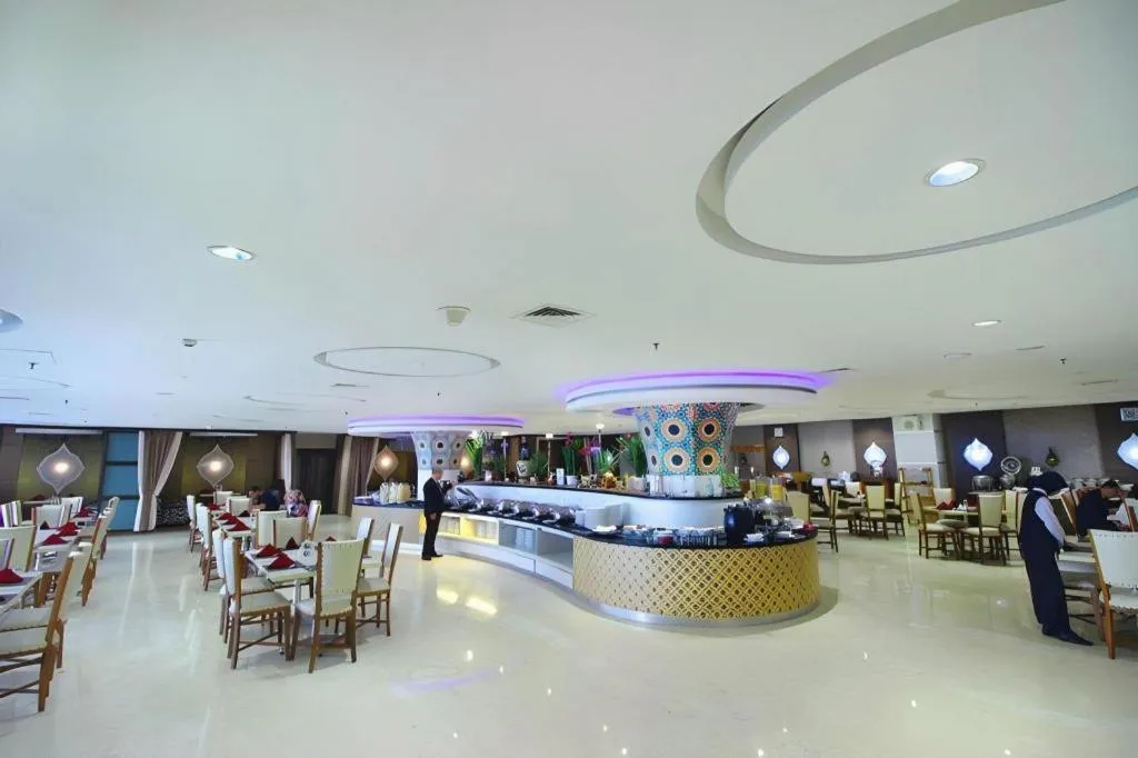 Grand Qin Hotel Syariah