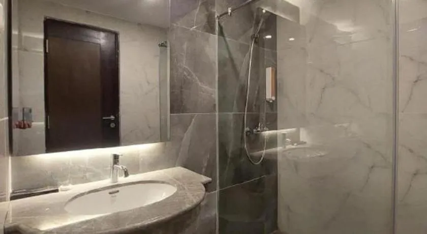 Grand Qin Hotel Syariah