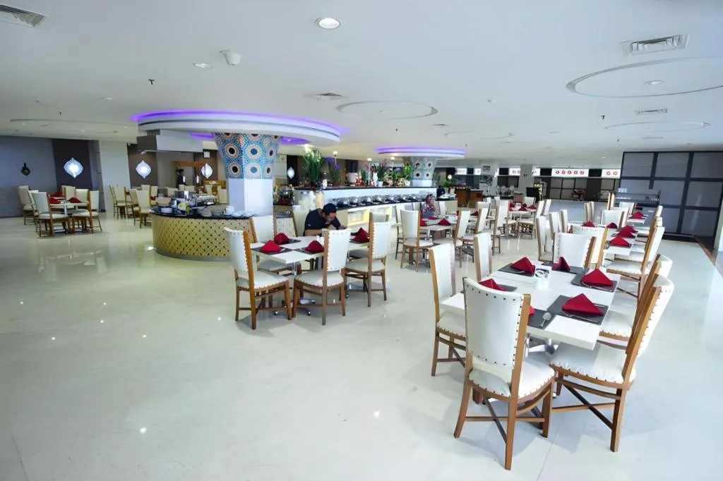 Grand Qin Hotel Syariah