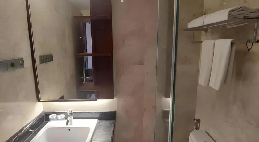 Grand Qin Hotel Syariah