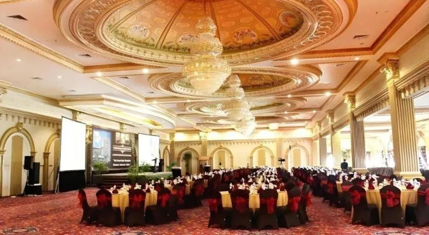 Grand Qin Hotel Syariah