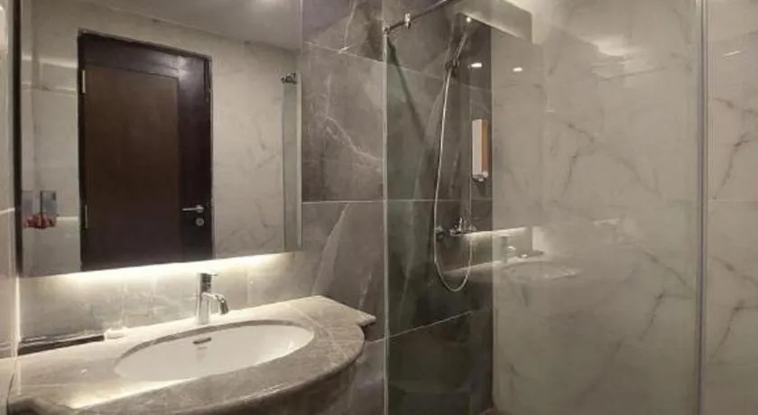 Grand Qin Hotel Syariah