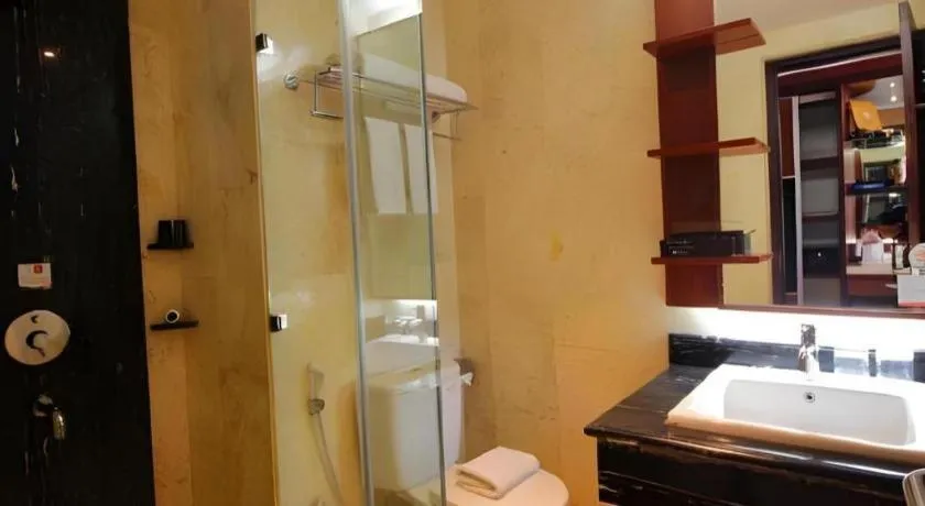 Grand Qin Hotel Syariah