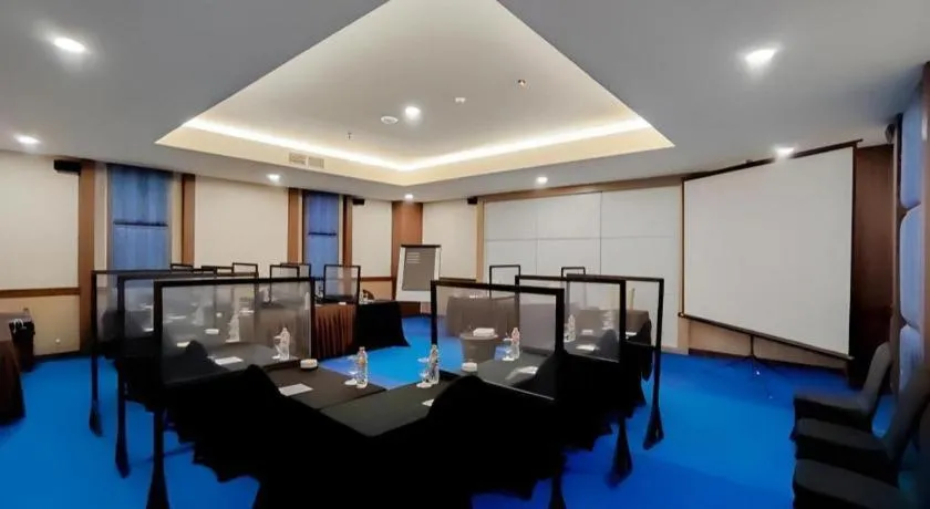 Grand Qin Hotel Syariah