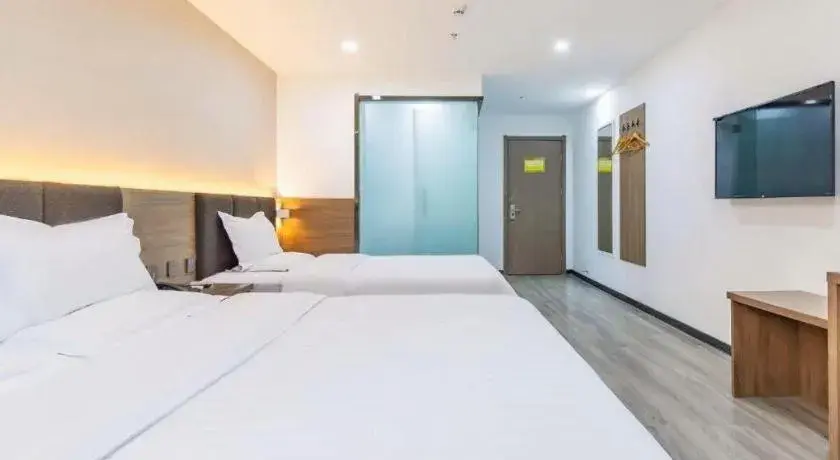 Bed in 7 Days Inn Tianjin Development Zone 3rd Street Wanli Bed in 7 Days Inn Tianjin Development Zone 3rd Street Wanli