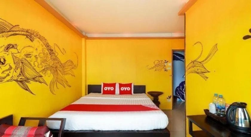 Bed in OYO 768 First Station Hotel