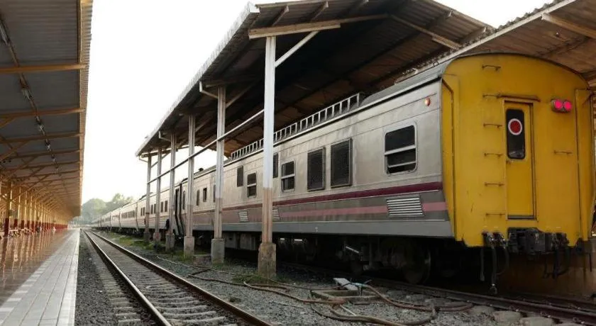 OYO 768 First Station Hotel