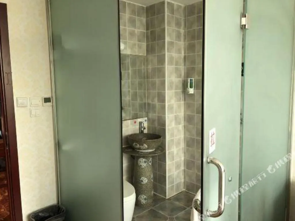 Beijing Wanjia Traders Hotel