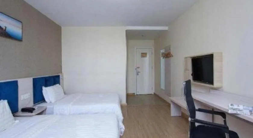 Bed in 7 Days Inn Zhenjiang Jiangsu University