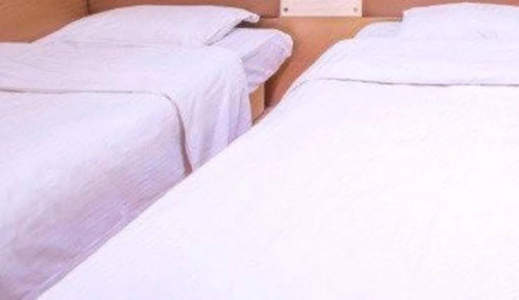 Bed in 7 Days Inn Tianjin Changhong Park Metro Station