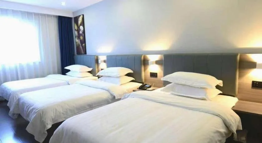 Bed in 7 Days Inn Tianjin Railway Station