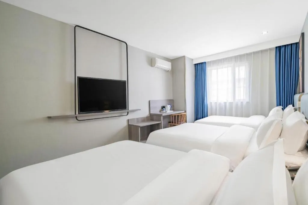 Bed in 7 Days Inn Tianjin Railway Station