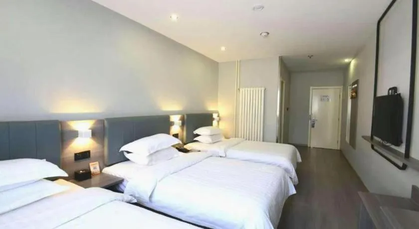 Bed in 7 Days Inn Tianjin Railway Station