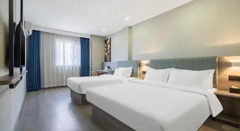 Bed in 7 Days Inn Tianjin Railway Station Bed in 7 Days Inn Tianjin Railway Station