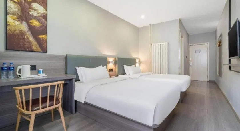 Bed in 7 Days Inn Tianjin Railway Station