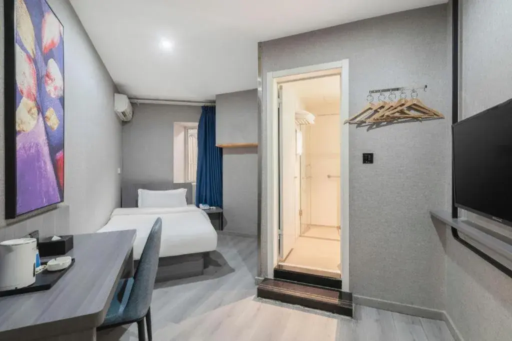 Bed in 7 Days Inn Tianjin Railway Station Bed in 7 Days Inn Tianjin Railway Station