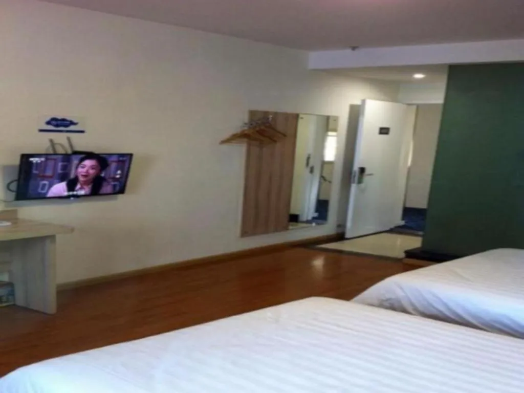 Bed in 7 Days Inn Panzhihua Fenghuang Plaza