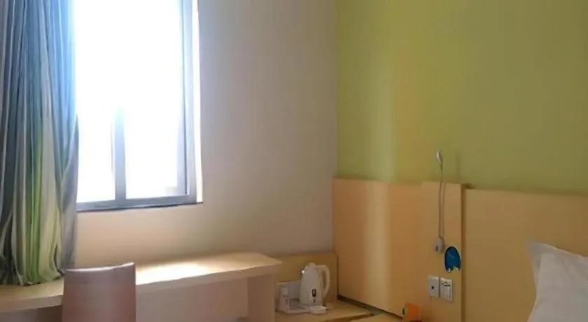 Bed in 7 Days Inn Zhuzhou Changjiang Square