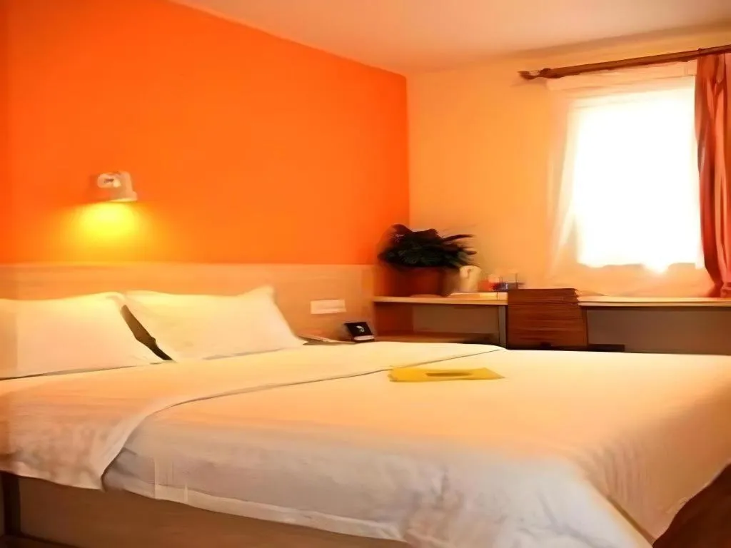 Bed in 7 Days Inn Zhuzhou Changjiang Square