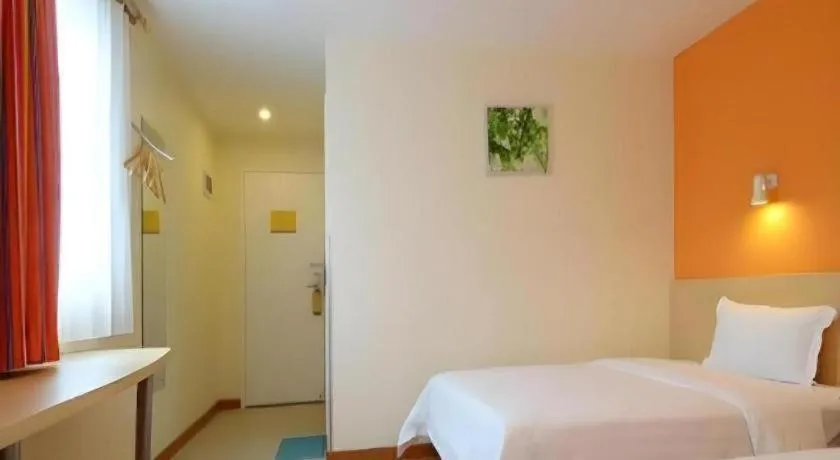 Bed in 7 Days Inn Zhuzhou Changjiang Square