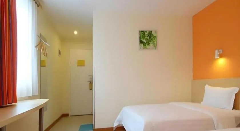 Bed in 7 Days Inn Zhuzhou Changjiang Square