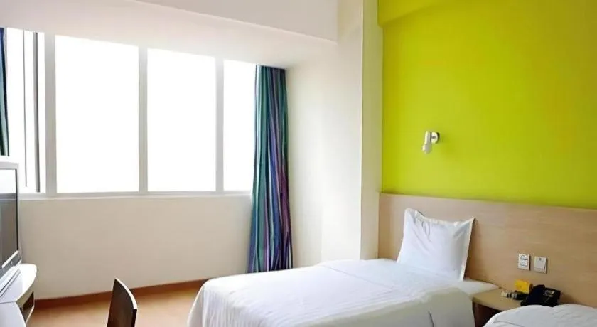 Bed in 7 Days Inn Hohhot University East Street