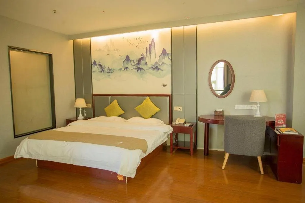 Bed in GreenTree Inn Anhui Fuyang Funan East Huaihe Road Express Hotel