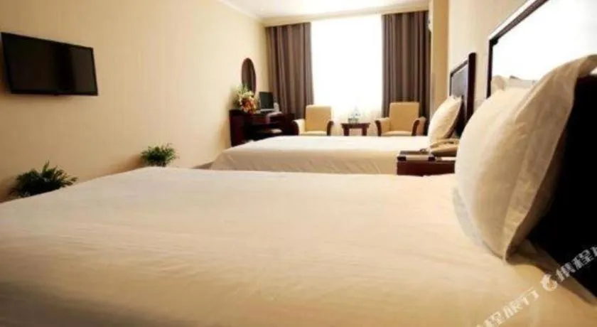 Bed in GreenTree Inn Anhui Fuyang Funan East Huaihe Road Express Hotel