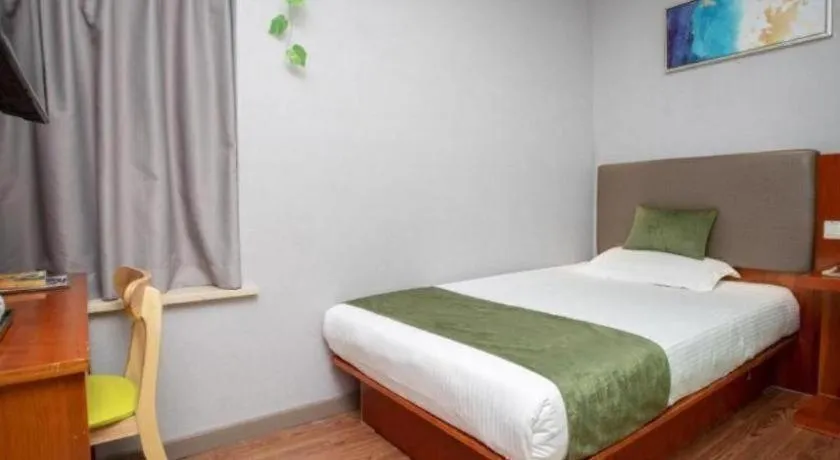 Bed in Vatica Shanghai Jiading District Anting Metro Station Moyu Road Hotel