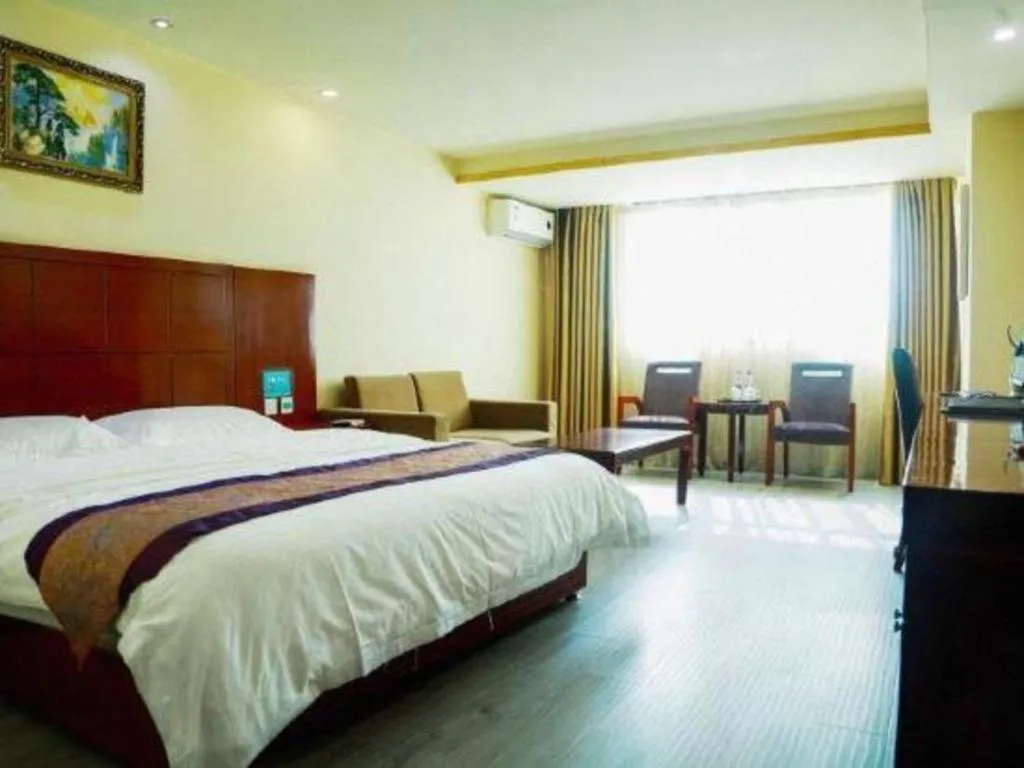 Bed in GreenTree Alliance Gansu Longnan Beishan East Road Hotel