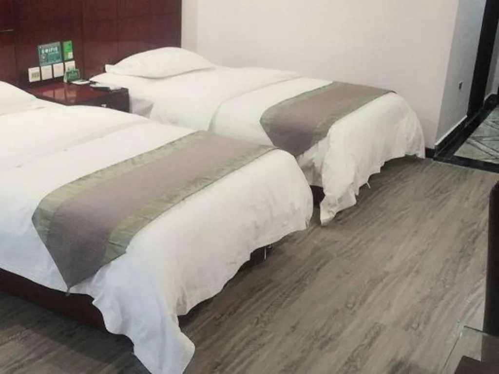 Bed in GreenTree Alliance Gansu Longnan Beishan East Road Hotel