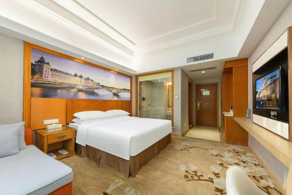 Bed in Vienna Hotel Guangzhou Luochongwei Bus Station Branch