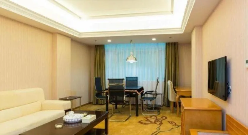 Vienna Hotel Guangzhou Luochongwei Bus Station Branch