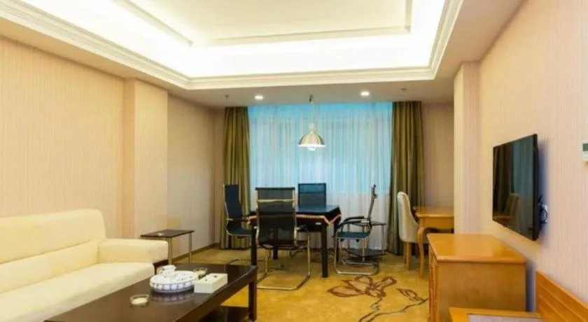 Vienna Hotel Guangzhou Luochongwei Bus Station Branch