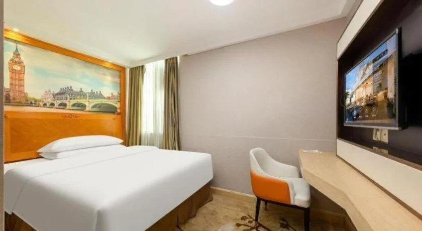 Bed in Vienna Hotel Guangzhou Luochongwei Bus Station Branch