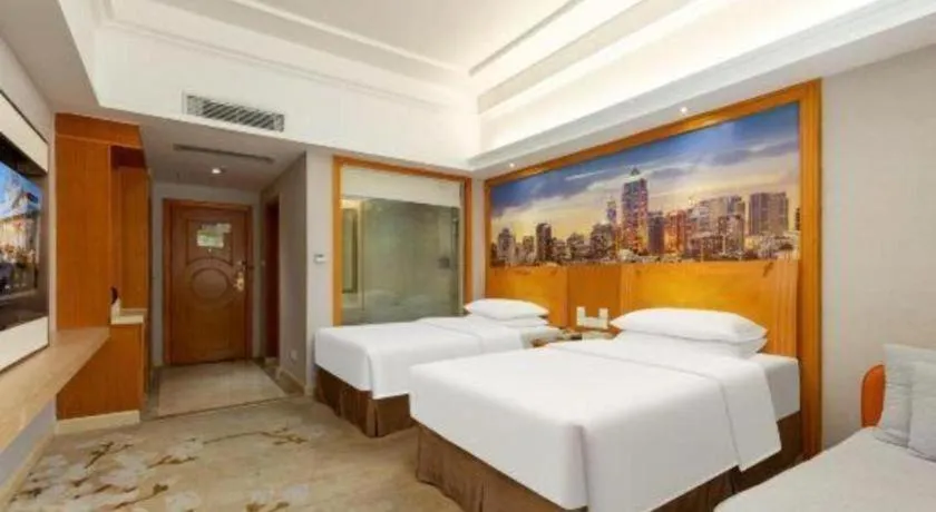 Bed in Vienna Hotel Guangzhou Luochongwei Bus Station Branch