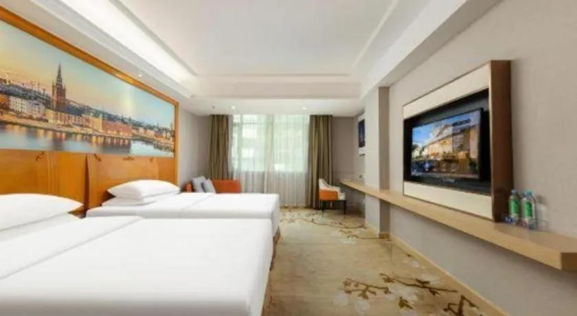 Bed in Vienna Hotel Guangzhou Luochongwei Bus Station Branch