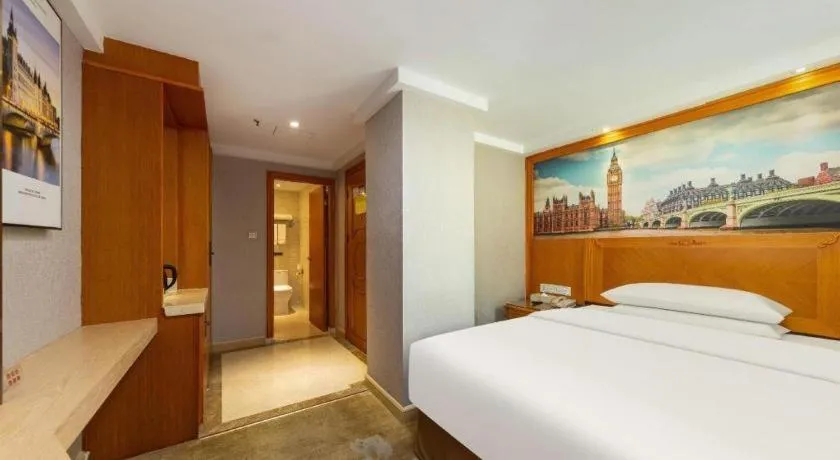 Bed in Vienna Hotel Guangzhou Luochongwei Bus Station Branch