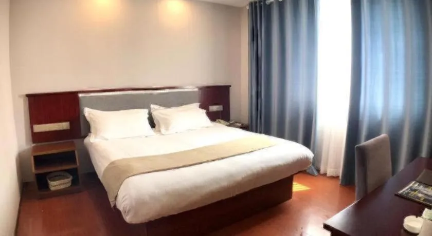 Bed in GreenTree Alliance Jiangsu Yangzhou Hanjiang Middle Road Libao Square Hotel