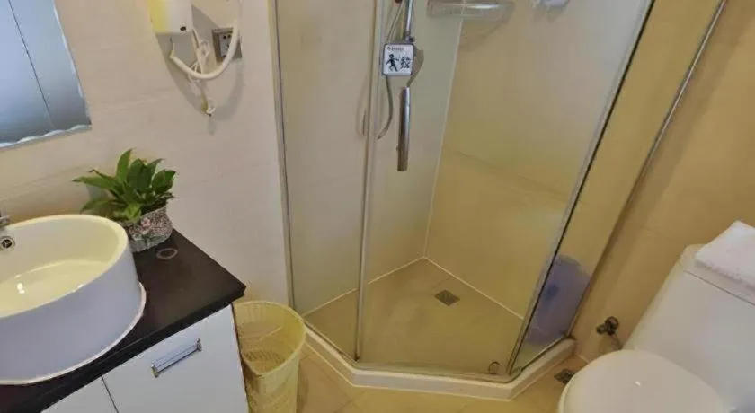 GreenTree Alliance Jiangsu Yangzhou Hanjiang Middle Road Libao Square Hotel