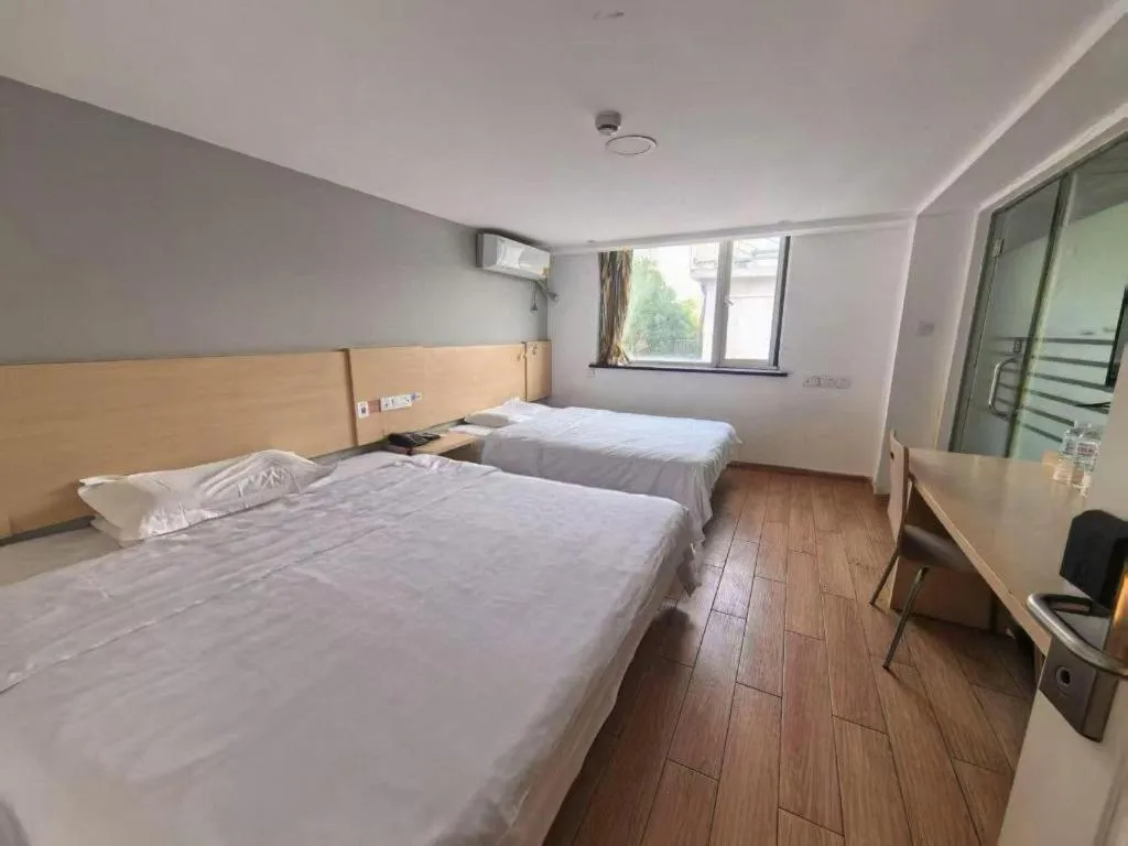 Bed in 7 Days Inn Tianjin Ancient Cultural Street Jinshiqiao Metro Station